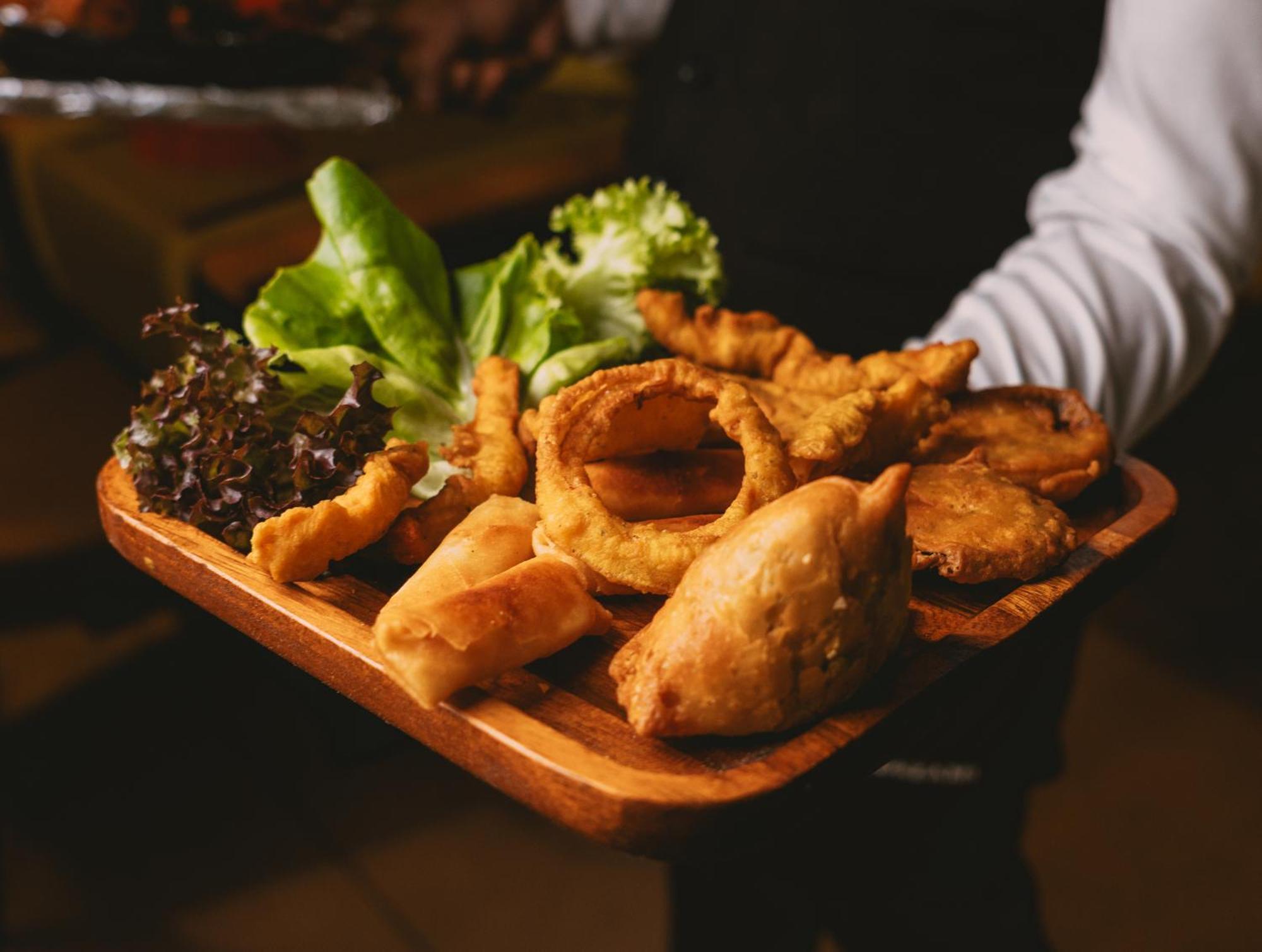 Hotel Restaurant Taverna Eching  Екстер'єр фото