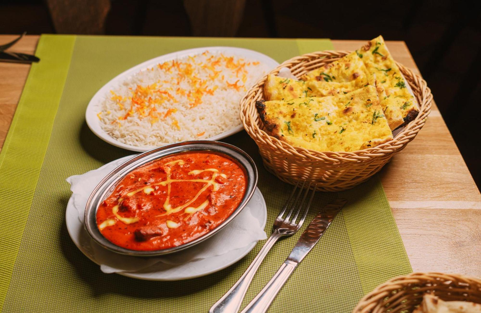 Hotel Restaurant Taverna Eching  Екстер'єр фото