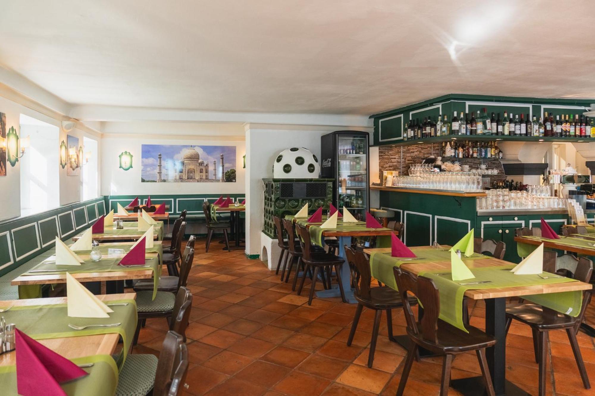 Hotel Restaurant Taverna Eching  Екстер'єр фото